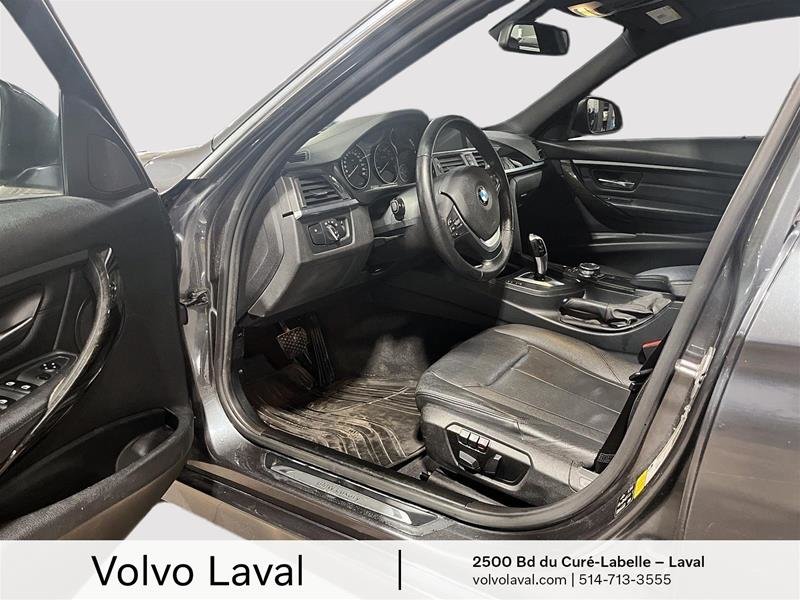 2015 BMW 328i XDrive Sedan in Laval, Quebec - 9 - w1024h768px