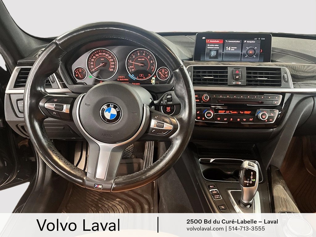 2018 BMW 330i XDrive Sedan in Laval, Quebec - 12 - w1024h768px