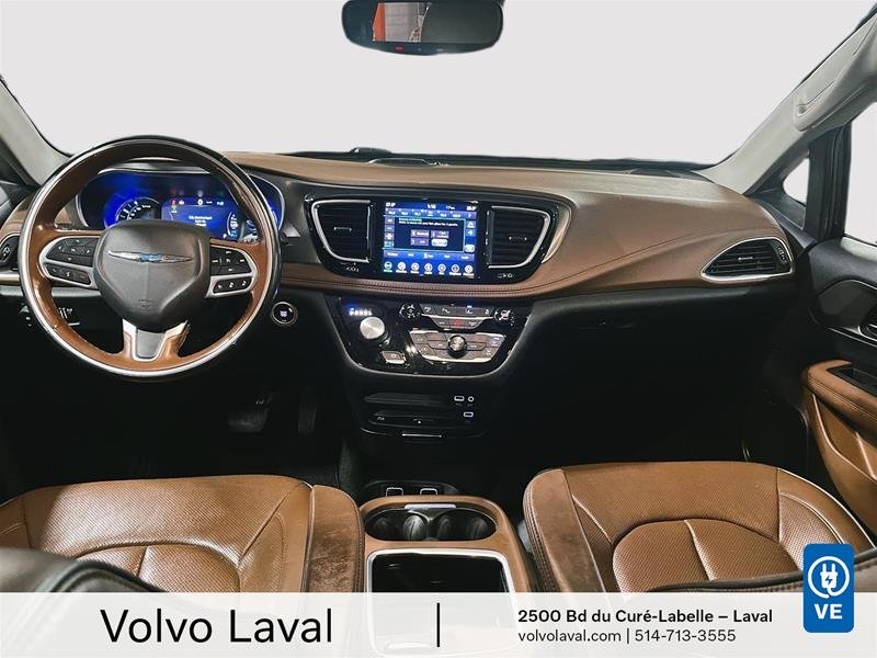 Chrysler Pacifica Hybrid Limited 2019 à Laval, Québec - 11 - w1024h768px