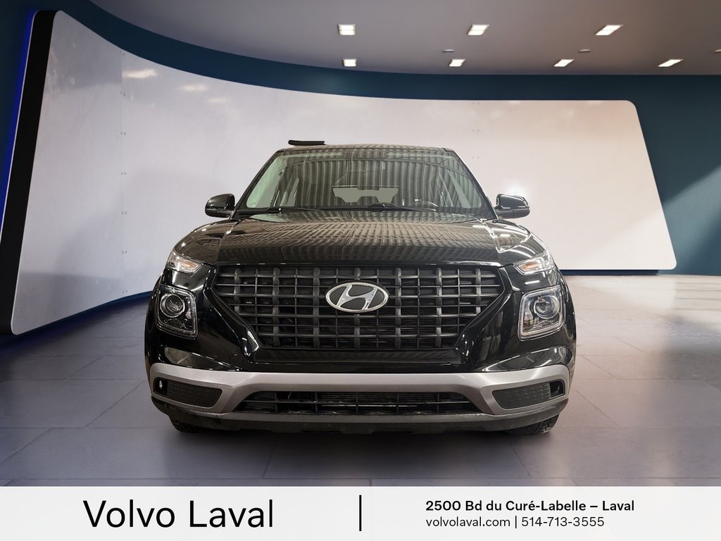 2021 Hyundai Venue FWD Essential IVT in Laval, Quebec - 2 - w1024h768px