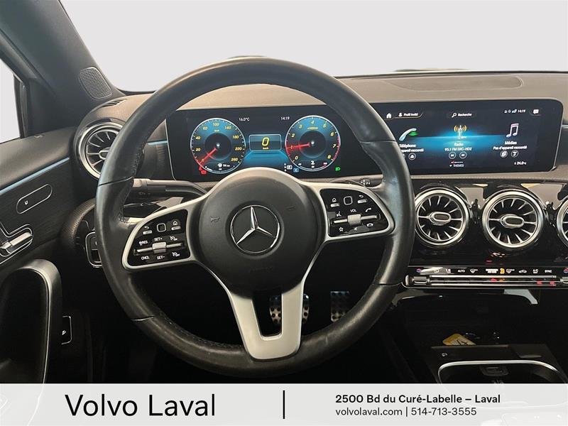 Mercedes-Benz A220 4MATIC Sedan 2020 à Laval, Québec - 13 - w1024h768px