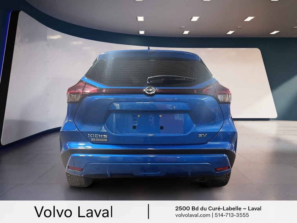 2021 Nissan Kicks SV CVT in Laval, Quebec - 7 - w1024h768px