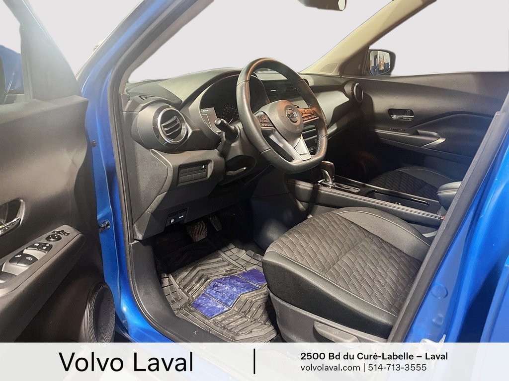 2021 Nissan Kicks SV CVT in Laval, Quebec - 9 - w1024h768px