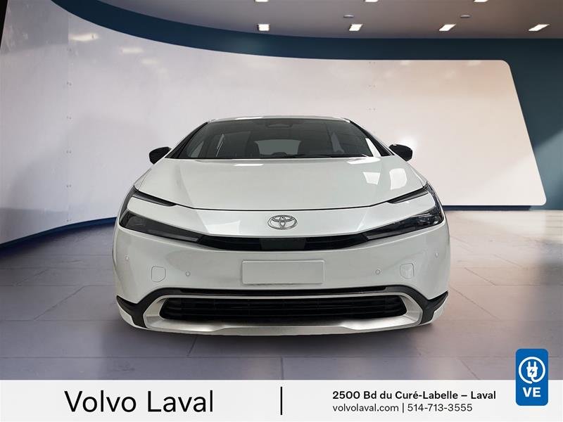 2024 Toyota Prius Plug-in Hybrid SE in Laval, Quebec - 2 - w1024h768px