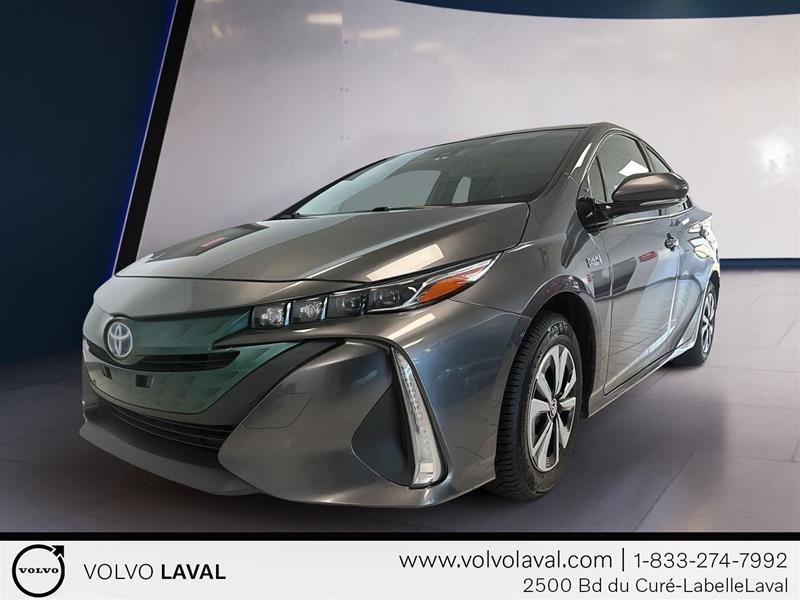 PRIUS PRIME ECVT 2017 à Laval, Québec - 1 - w1024h768px