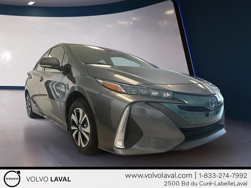 PRIUS PRIME ECVT 2017 à Laval, Québec - 5 - w1024h768px