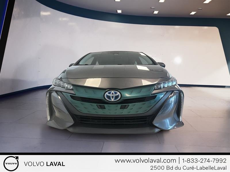 PRIUS PRIME ECVT 2017 à Laval, Québec - 4 - w1024h768px