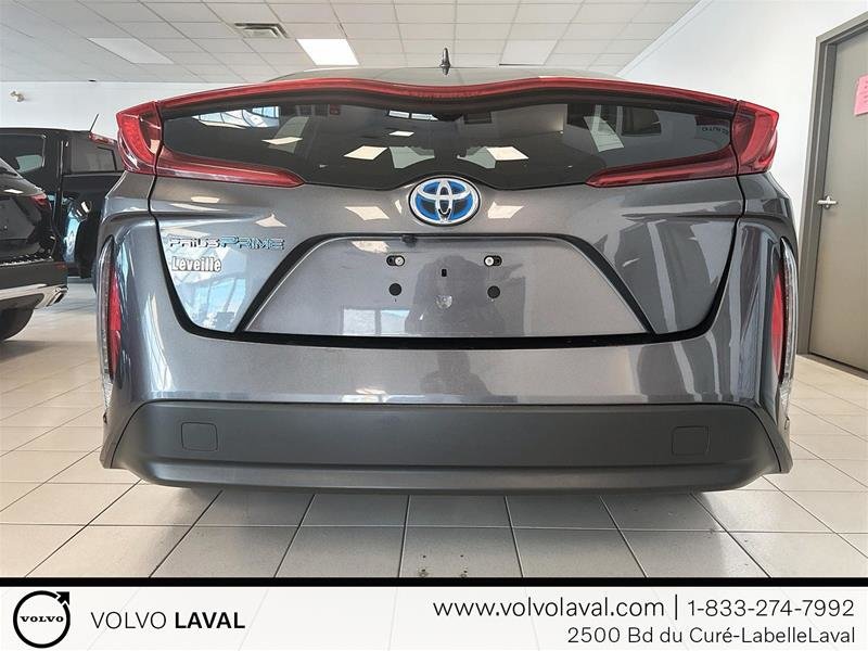 PRIUS PRIME ECVT 2017 à Laval, Québec - 7 - w1024h768px