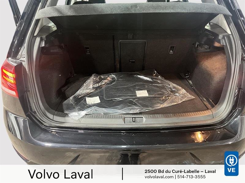 Volkswagen E-Golf 5-Dr Comfortline 2020 à Laval, Québec - 17 - w1024h768px