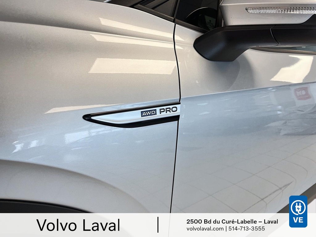 Volkswagen ID.4 Pro AWD 2021 à Laval, Québec - 9 - w1024h768px