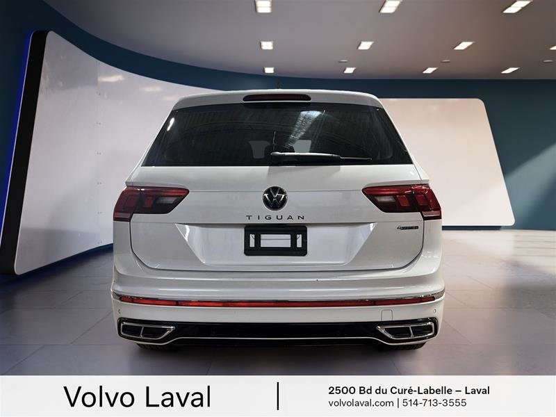 Volkswagen Tiguan Highline 2.0T 8sp at w/Tip 4M 2022 à Laval, Québec - 6 - w1024h768px