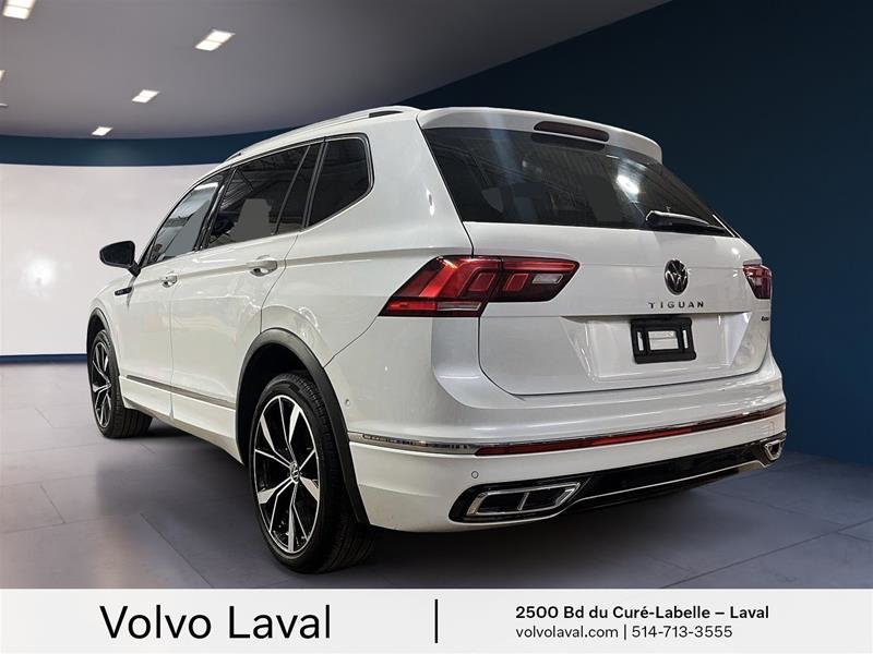 Volkswagen Tiguan Highline 2.0T 8sp at w/Tip 4M 2022 à Laval, Québec - 8 - w1024h768px