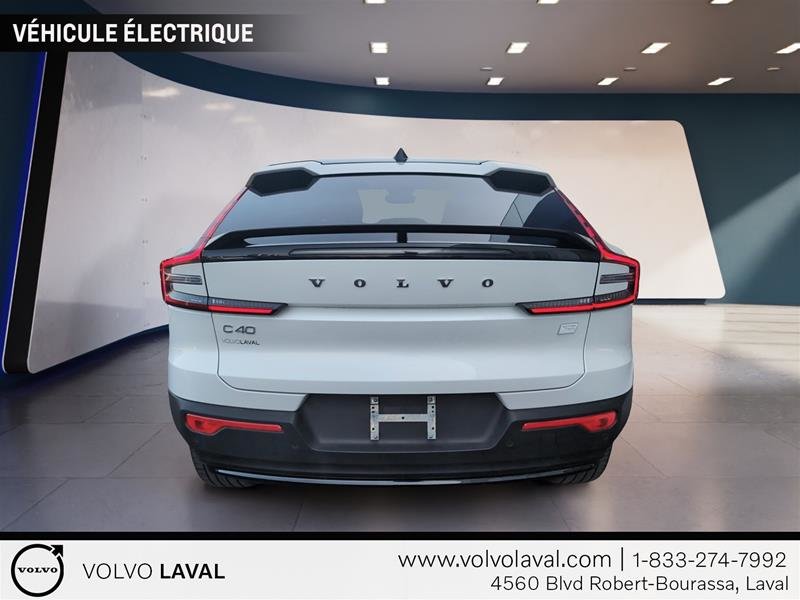 2023  C40 Recharge TWIN Ultimate - Dark in Laval, Quebec - 5 - w1024h768px