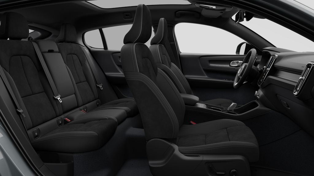 2026 Volvo EC40 Ultra Black Edition in Laval, Quebec - 13 - w1024h768px