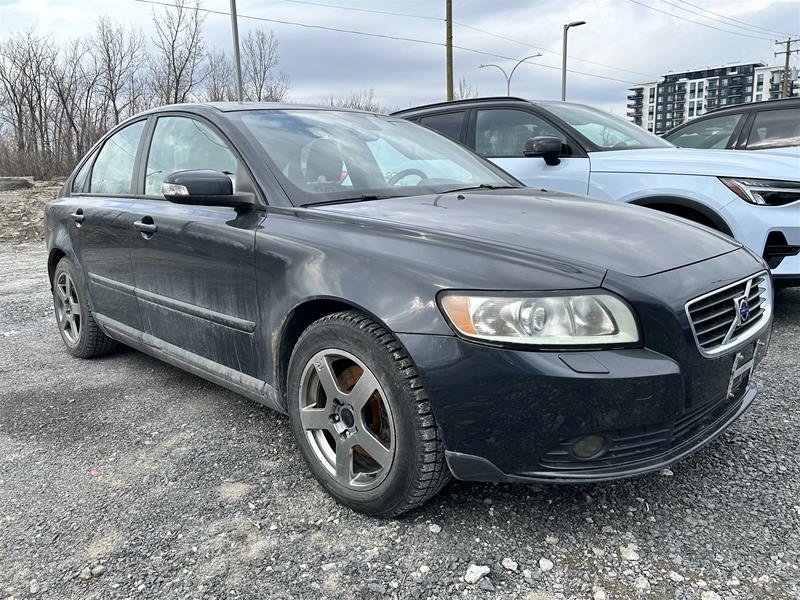 2010  S40 2.4i A SR in Laval, Quebec - 5 - w1024h768px