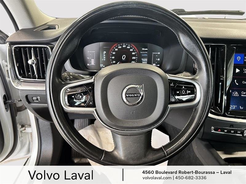 2019 Volvo S60 T6 AWD Momentum in Laval, Quebec - 11 - w1024h768px