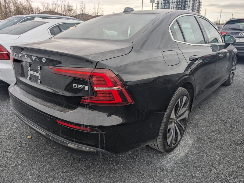 2023  S60 B5 AWD Plus - Bright in Laval, Quebec - 2 - w1024h768px