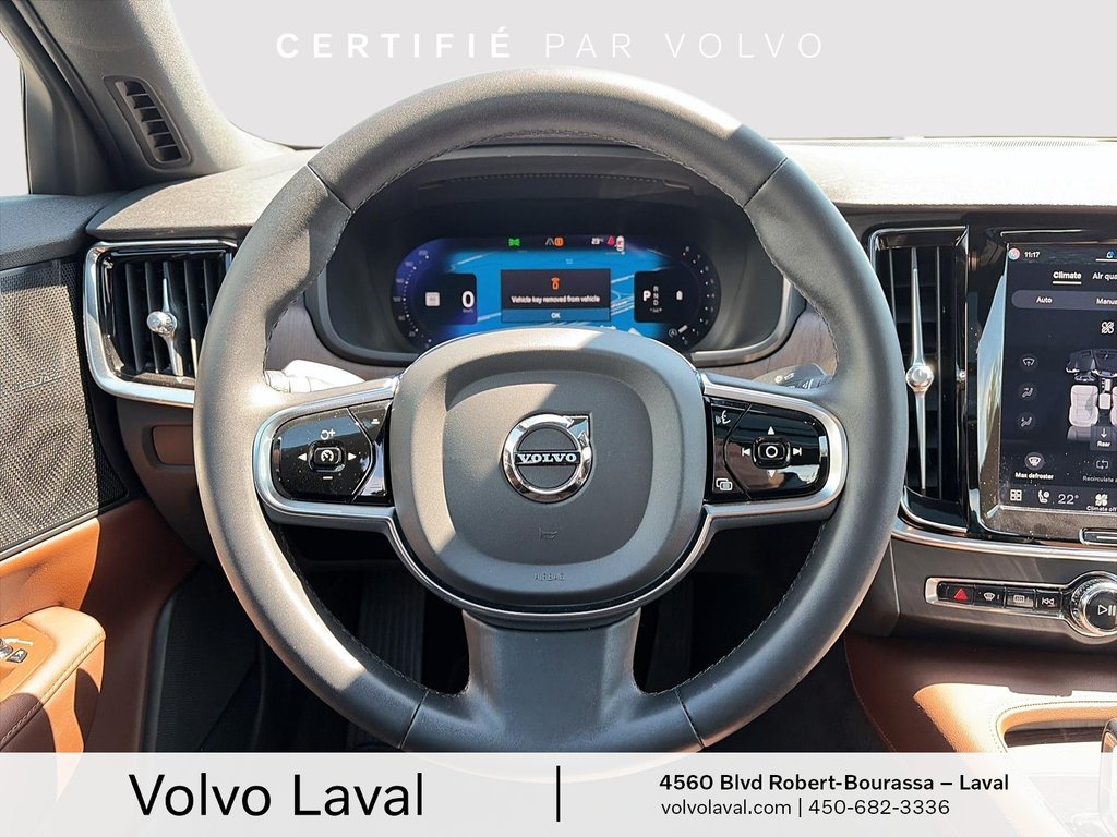 2023 Volvo S90 Plus Bright Theme in Laval, Quebec - 11 - w1024h768px