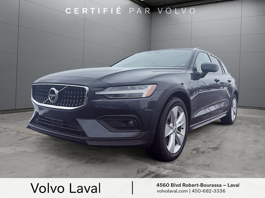 Volvo V60 Cross Country BASE 2020 à Laval, Québec - 1 - w1024h768px