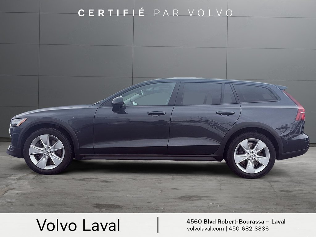 Volvo V60 Cross Country BASE 2020 à Laval, Québec - 4 - w1024h768px