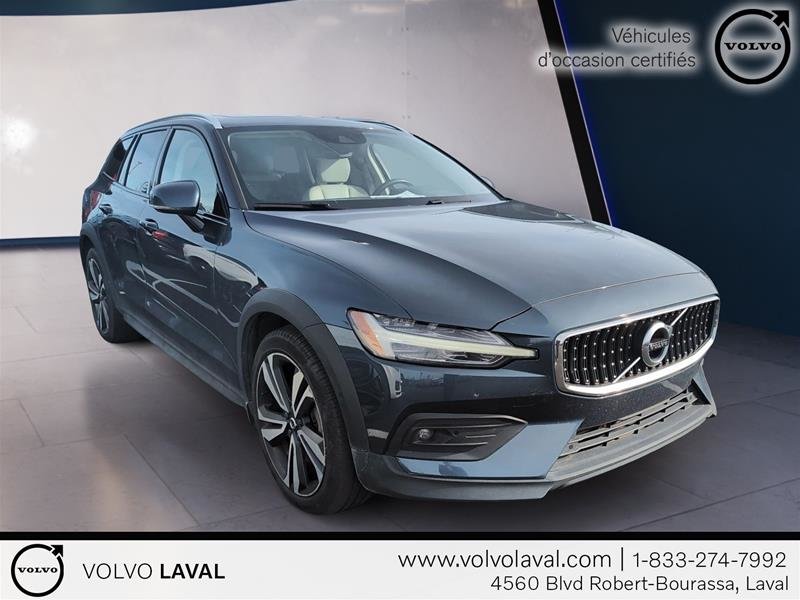 2021  V60 Cross Country T5 AWD in Laval, Quebec - 3 - w1024h768px