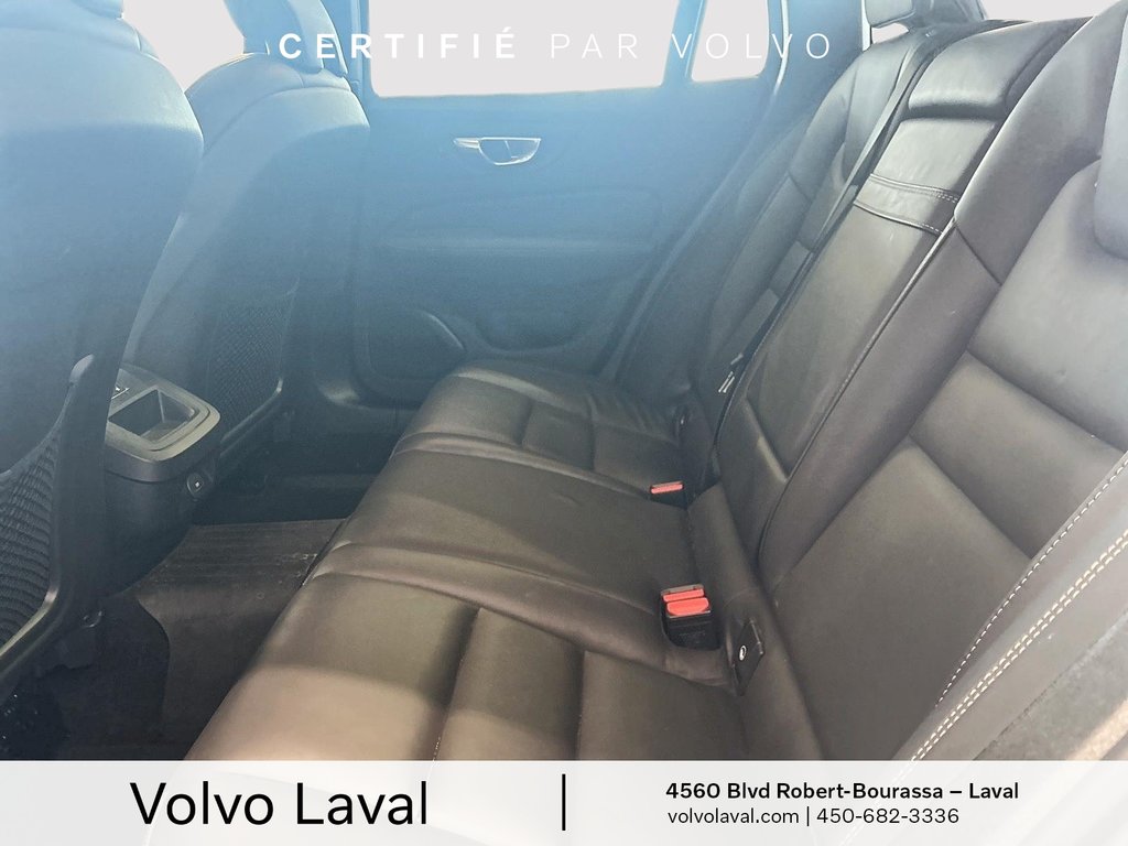 2021 Volvo V60 Cross Country T5 AWD in Laval, Quebec - 14 - w1024h768px