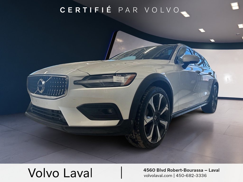 2021 Volvo V60 Cross Country T5 AWD in Laval, Quebec - 1 - w1024h768px