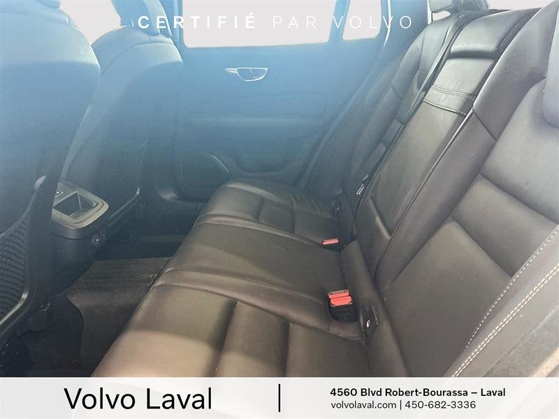 2021 Volvo V60 Cross Country T5 AWD in Laval, Quebec - 11 - w1024h768px