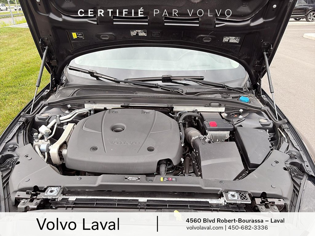 Volvo V60 Cross Country BASE 2022 à Laval, Québec - 8 - w1024h768px