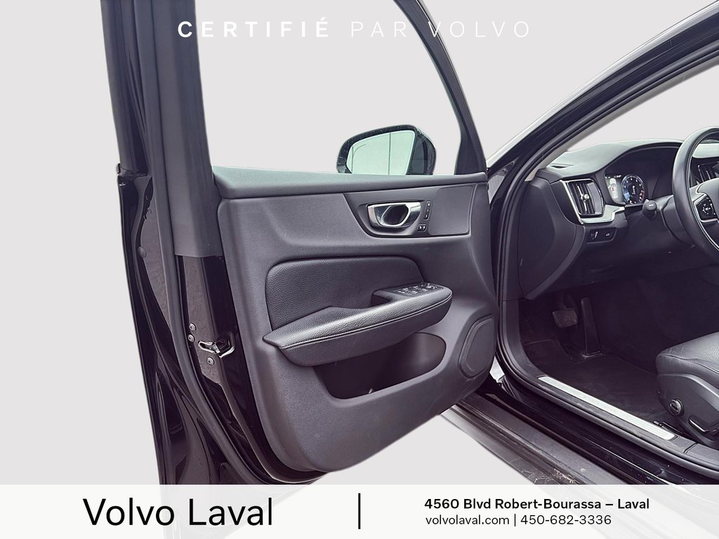 Volvo V60 Cross Country BASE 2022 à Laval, Québec - 11 - w1024h768px