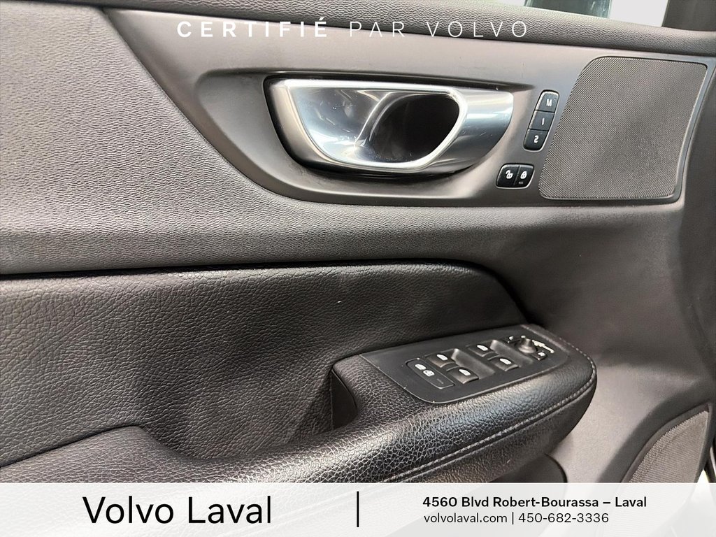 2022 Volvo V60 Cross Country MOMENTUM in Laval, Quebec - 14 - w1024h768px