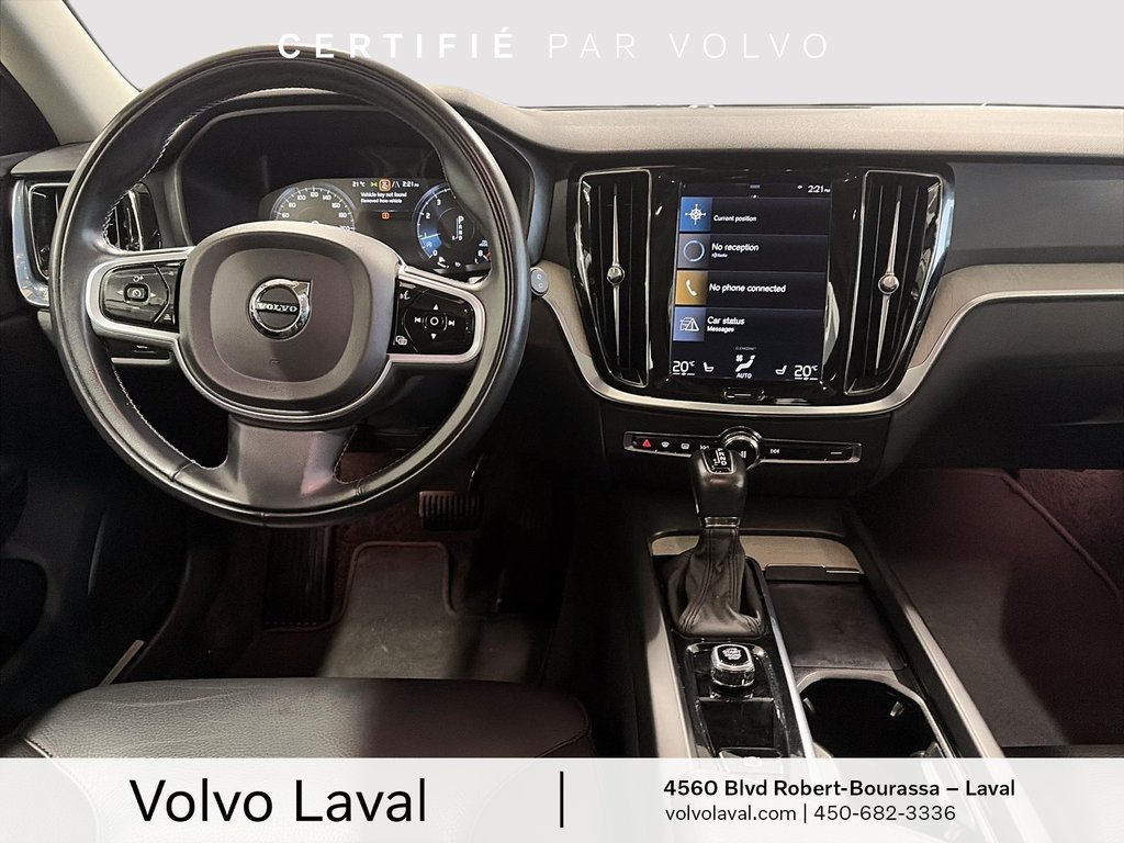 2022 Volvo V60 Cross Country MOMENTUM in Laval, Quebec - 13 - w1024h768px