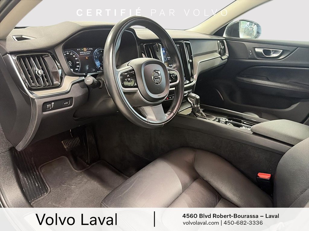 2022 Volvo V60 Cross Country MOMENTUM in Laval, Quebec - 8 - w1024h768px