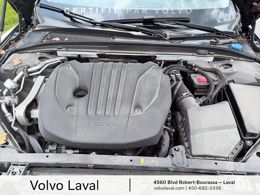 Volvo V60 Cross Country Plus 2023 à Laval, Québec - 8 - w1024h768px