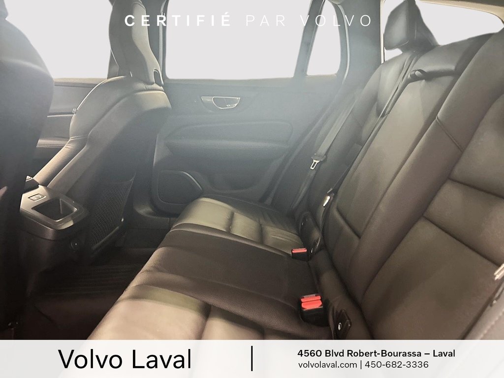 Volvo V60 Cross Country B5 AWD Plus 2024 à Laval, Québec - 20 - w1024h768px