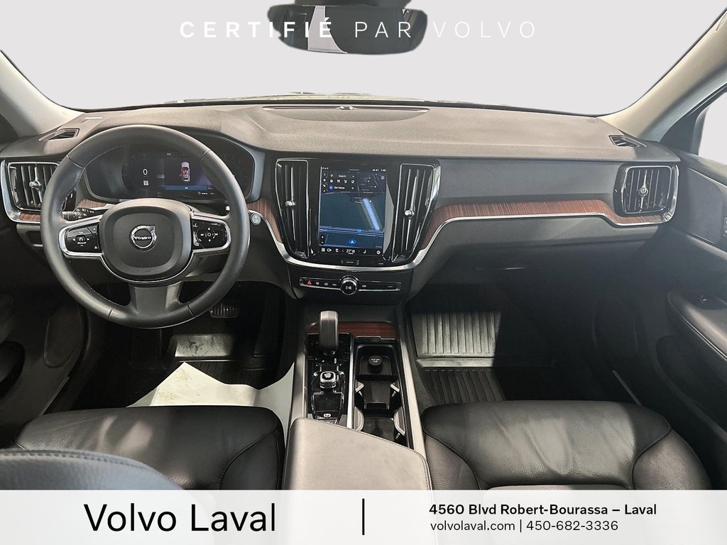 Volvo V60 Cross Country B5 AWD Plus 2024 à Laval, Québec - 23 - w1024h768px