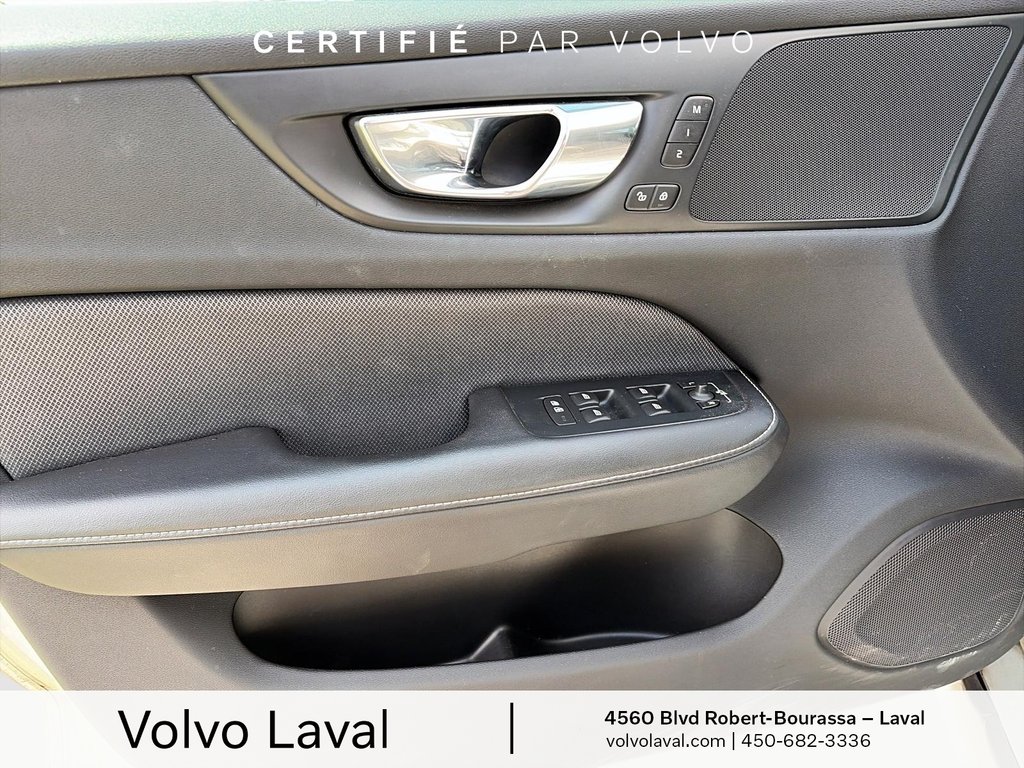 Volvo V60 R-Design 2019 à Laval, Québec - 10 - w1024h768px
