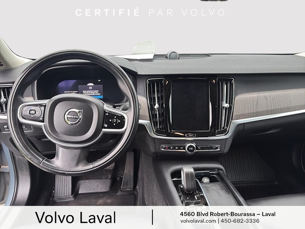 Volvo V90 Cross Country  2022 à Laval, Québec - 8 - w1024h768px