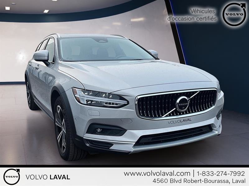 V90 Cross Country B6 AWD Plus 2023 à Laval, Québec - 4 - w1024h768px