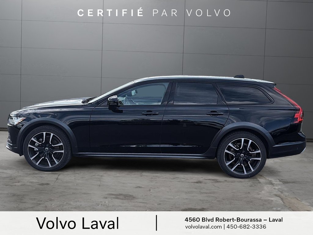 Volvo V90 Cross Country Ultimate 2023 à Laval, Québec - 5 - w1024h768px
