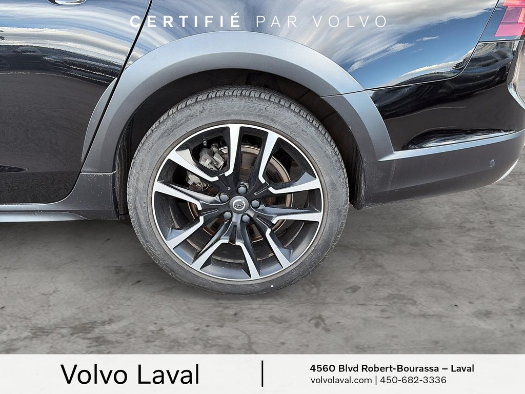 Volvo V90 Cross Country Ultimate 2023 à Laval, Québec - 7 - w1024h768px