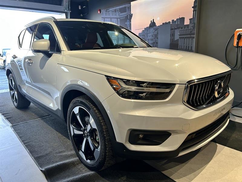 2020  XC40 T5 AWD Inscription in Laval, Quebec - 6 - w1024h768px