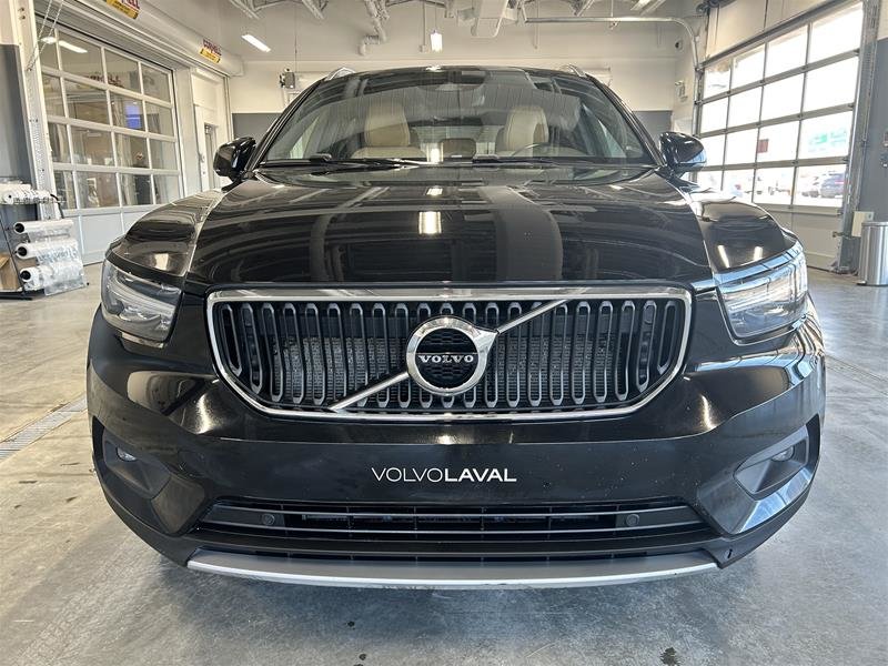 2020  XC40 T5 AWD Momentum in Laval, Quebec - 8 - w1024h768px
