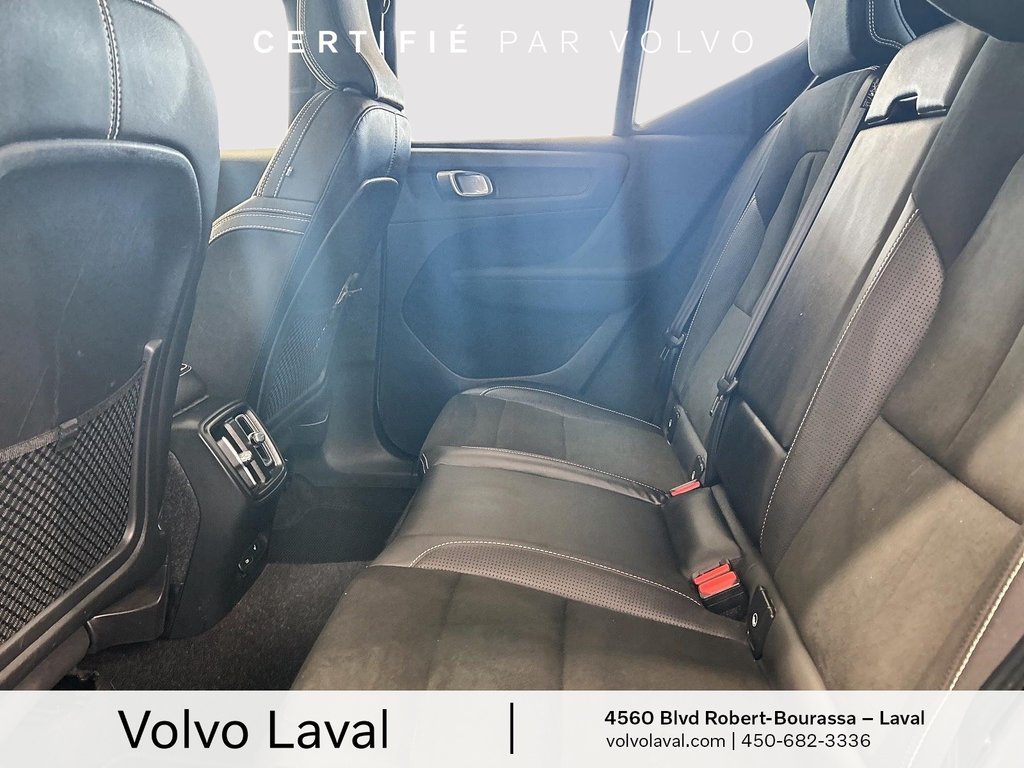 2021 Volvo XC40 Recharge in Laval, Quebec - 16 - w1024h768px