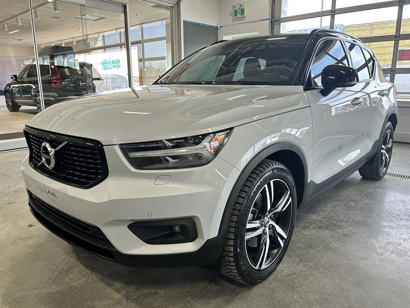 2022  XC40 T5 AWD R-Design in Laval, Quebec - 24 - w1024h768px
