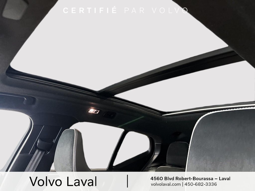 Volvo XC40 T5 AWD R-Design 2022 à Laval, Québec - 28 - w1024h768px