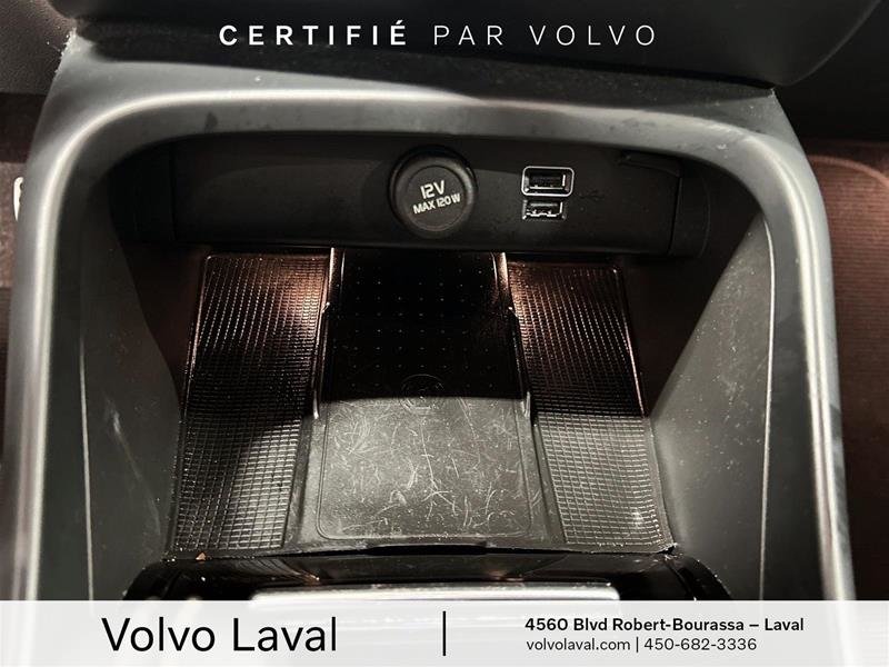 Volvo XC40 T5 AWD R-Design 2022 à Laval, Québec - 24 - w1024h768px