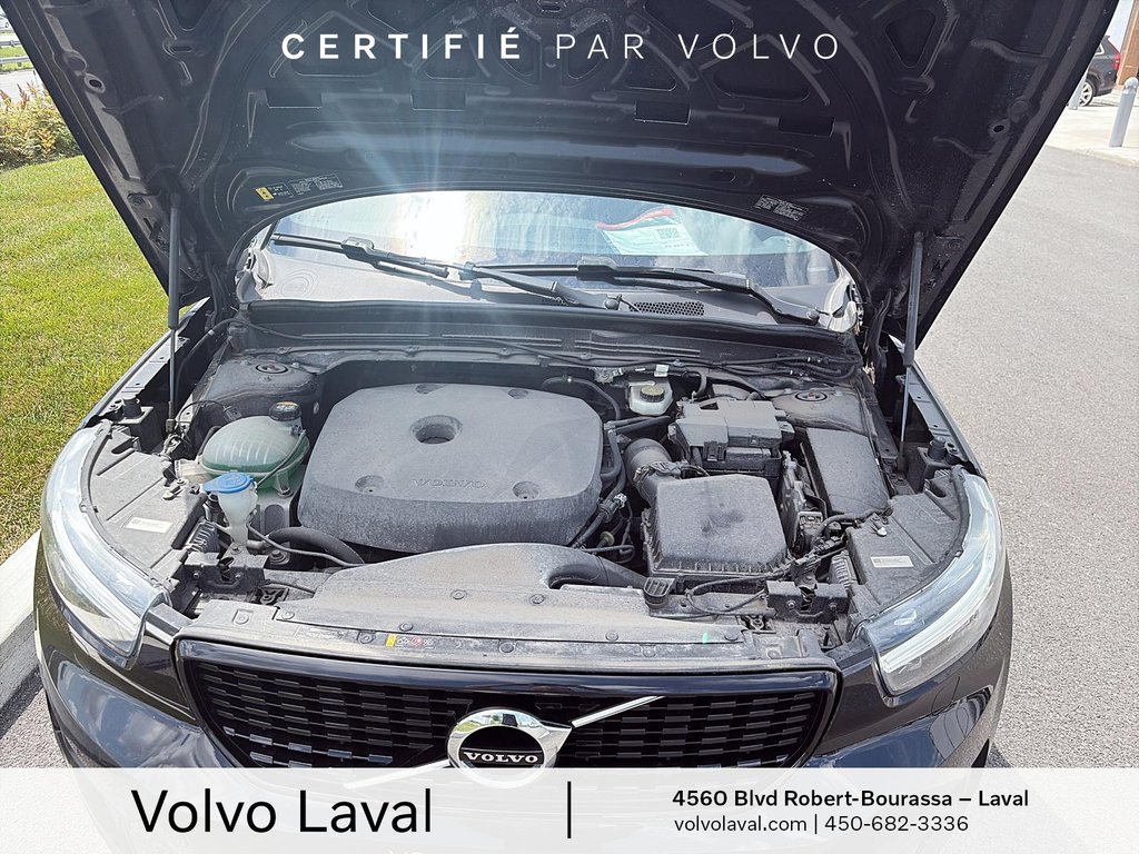 Volvo XC40 R-Design 2022 à Laval, Québec - 8 - w1024h768px