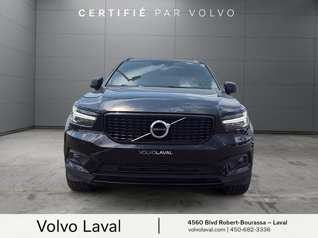 Volvo XC40 R-Design 2022 à Laval, Québec - 2 - w1024h768px