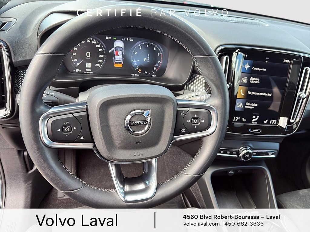 Volvo XC40 R-Design 2022 à Laval, Québec - 15 - w1024h768px